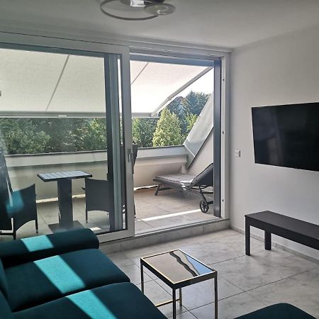 Lotusbluete Appartement In Heviz Mit Tiefgarage Und Panoramaterrasse エクステリア 写真